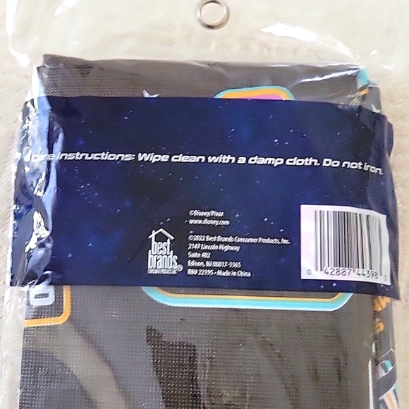 Disney Pixar LIGHTYEAR Tablecloth - Picture 4 of 4